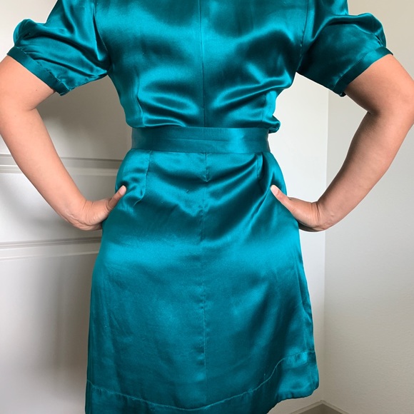 Nice 100% silk summer dress - deep green color - Picture 3 of 3